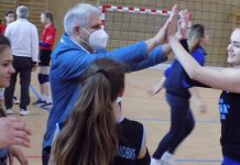 Два тријумфа у једном дану: Женска одбојкашка екипа ОШ „Десанка Максимовић” обезбедила пласман на Међуокружно такмичење