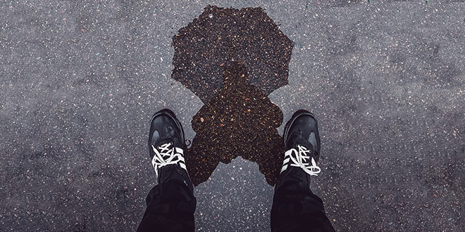 Бара, рефлексија, кишобран Бара, рефлексија, кишобран