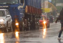 Апел МУП-а због временских непогода Киша, саобраћај