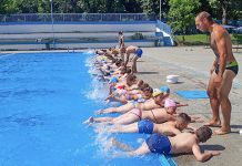 Зајечар: Почела Школа пливања, од ове године на градском базену и Академија пливања Почела Школа пливања на градском базену у Зајечару