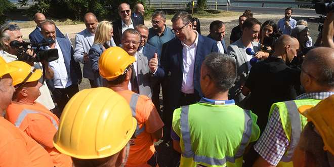 Председник Александар Вучић у посети Кладову