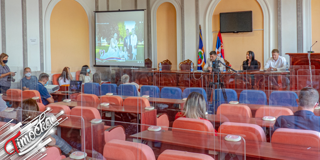 ГУ Зајечар &ndash; Подела картица &bdquo;Цена минус за 3+&rdquo;