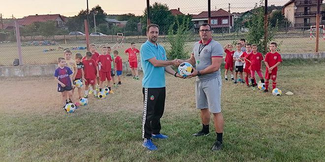 Спортски савез града Зајечара донирао лопте млађим категоријама ФК &bdquo;Каблови&rdquo;