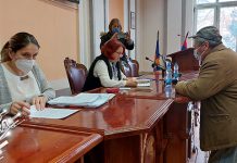 У Зајечару пољопривредници потписали уговоре о подстицајима за набавку нове прикључне механизације за воћарство и сточарство Зајечар: Потписивање уговора о подстицајима за набавку нове прикључне механизације за воћарство и сточарство