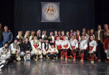 Зорци чувари традиције: Одржан Годишњи концерт Градског фолклорног ансамбла „Зо-Ра” из Зајечара (ФОТО) Градски фолклорни ансамбл „Зо-Ра” – Годишњи концерт у Зајечару