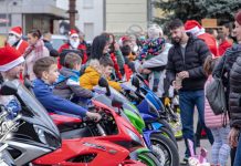 „Мото Деда Мраз” у Зајечару: Дружење са малишанима у центру града и 20 пакетића за децу из „Облутка” (ФОТО) Мото клуб „Triumph” — Манифестација „Мото Деда Мраз”