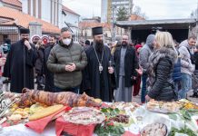 Зајечарци уживали у манифестацији „Улица Божићне радости”, најбољи купус спремиле чланице Удружења жена „Грљан” (ФОТО)