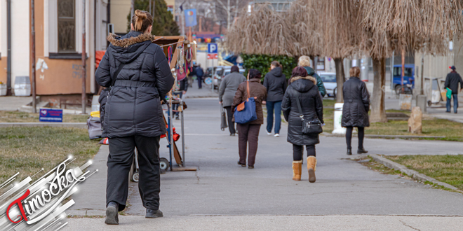Град Зајечар – Људи шетају