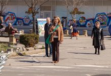 Ујутру магла, у току дана делимично ведро Град Зајечар – Људи шетају