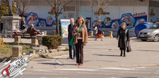 Преподне сунчано, после подне краткотрајна киша или локални пљусак понегде Град Зајечар – Људи шетају