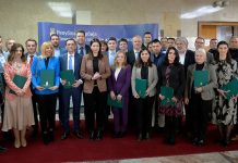 Општина Неготин потписала уговоре за реализацију два пројекта у вредности од близу 10 милиона динара Општина Неготин потписала уговоре за реализацију два пројекта у вредности од близу 10 милиона динара