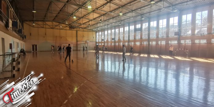 У Машинско-електротехничкој школи у Бору завршено уређење сале за спортове