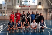 Одиграна ревијална кошаркашка утакмица у Лебану, међу играчима и кошаркаши зајечарског клуба „Бин” Одиграна ревијална кошаркашка утакмица у Лебану, међу играчима и кошаркаши зајечарског клуба „Бин”