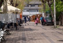 Наоблачење са северозапада са кишом и пљускоивма после подне Град Зајечар – Људи шетају