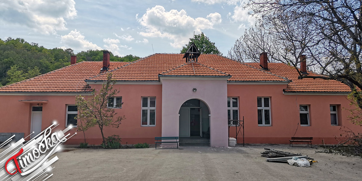 Приводе се крају радови на уређењу школе у борском селу Лука