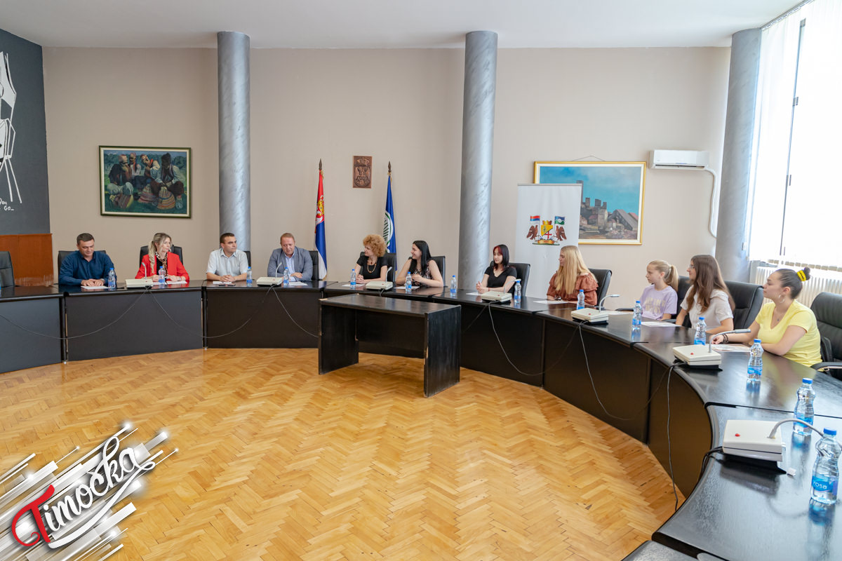 ГУ Бор – Пријем за полазнице Етно радионице Установе „Центар за културу града Бора”