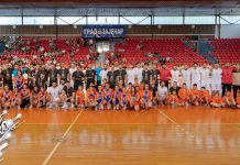 У Зајечару одиграна хуманитарна рукометна утакмица, Марко Крсманчић опростио се од каријере уз пуно емоција Хуманитарна рукометна утакмица „Марко Крсманчић и пријатељи”