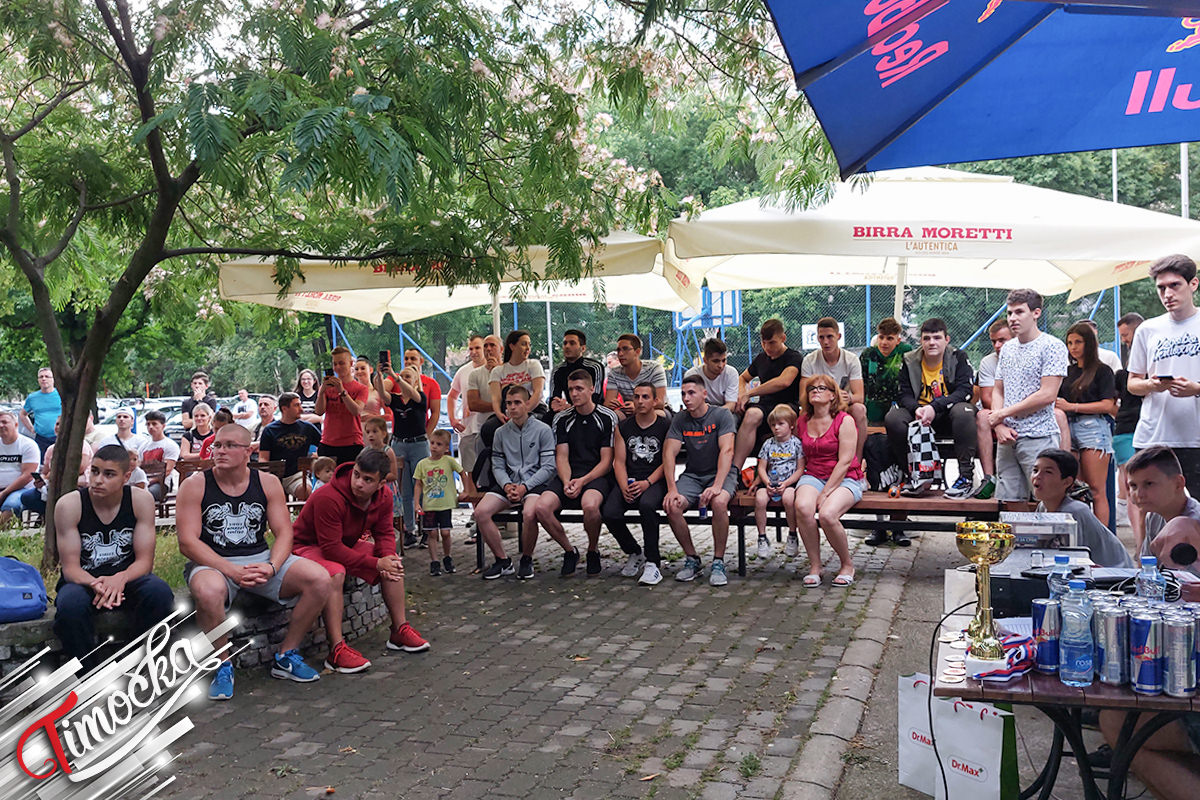 Хуманитарно такмичење „Стрит воркаут из блока” у Зајечару