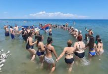 Великоизворци до Паралије и Атине! Чланови КУД-а из Великог Извора одушевили Грке (ВИДЕО) Великоизворци до Паралије и Атине! Чланови КУД-а из Великог Извора одушевили Грке