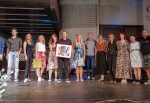 Признање Радио Београда 2 „Тимочка лира” на 61. ФКМС-у у Књажевцу додељено Немањи Ћурчићу из Новог Сада (ВИДЕО) 61. Фестивал културе младих Србије – „Тимочке лира”