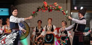 Интернационална смотра фолклора на платоу Дома културе у Књажевцу 61. Фестивал културе младих Србије у Књажевцу – Интернационална смотра фолклора