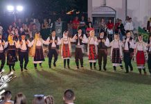 Одржана 38. Смотра народних обичаја „Вражогрначки точак” (ФОТО + ВИДЕО) 38. Смотра народних обичаја „Вражогрначки точак” у Вражогрнцу