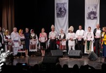 У Бору одржан 18. Фестивал влашке изворне песме (ФОТО + ВИДЕО) 18. Фестивал влашке изворне песме у Бору