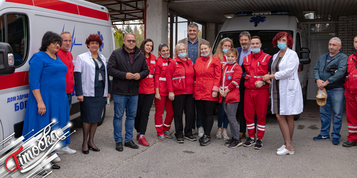 Додела кључева реаномобила служби Хитне помоћи у Бору