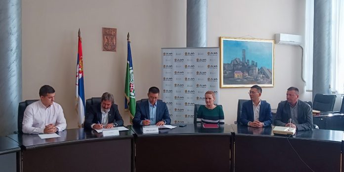 Наставља се сарадња између Града Бора и компаније „Serbia ZiJin Copper”: Потписан уговор о донацији ризле Наставља се сарадња између Града Бора и компаније „Serbia ZiJin Copper”: Потписан уговор о донацији ризле