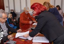 У Зајечару 85 пољопривредних произвођача потписало уговоре за субвенционисање пољопривредне производње Потписивање уговора за сточарство и пољопривредну механизацију у Зајечару