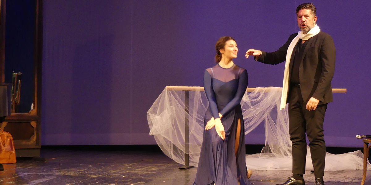Zaječarska publika gromoglasnim aplauzom nagradila glumce u predstavi „Carlotta Grisi – od Vižinade do vječnosti”