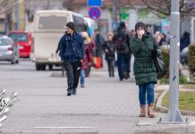 Умерено до претежно облачно и даље топло за овај период Град Зајечар – Људи шетају