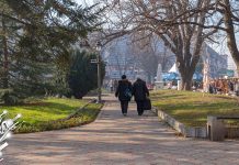 Сунчано и даље веома топло, до 19 степени Град Зајечар – Центар, људи шетају