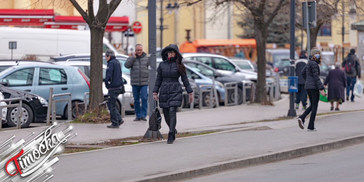 Град Зајечар – Људи шетају Град Зајечар – Људи шетају