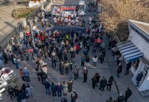 Зајечарци и њихови гости трећу годину заредом уживали у манифестацији „Улица Божићне радости” (ФОТО) Манифестација „Улица Божићне радости” у Зајечару