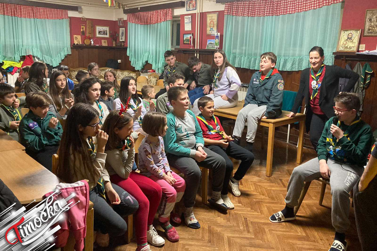 Зајечарски извиђачи на Столу