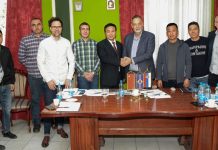 Градоначелник Зајечара Бошко Ничић одржао састанак са представницима кинеске компаније „Naipu Mining Machinery” Градоначелник Зајечара Бошко Ничић одржао састанак са представницима кинеске компаније „Naipu Mining Machinery”