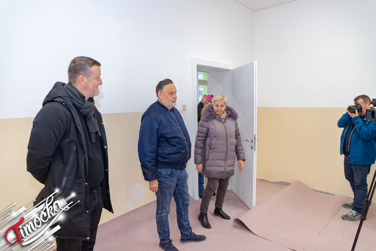 Градоначелник Зајечара Бошко Ничић обишао радове у ШОСО &bdquo;Јелена Мајсторовић&rdquo;