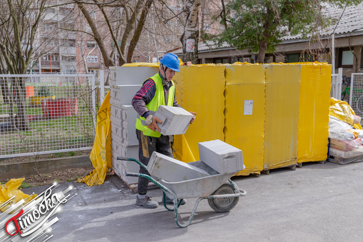 Градоначелник Зајечара Бошко Ничић обишао радове у вртићу &bdquo;Ђурђевак&rdquo;