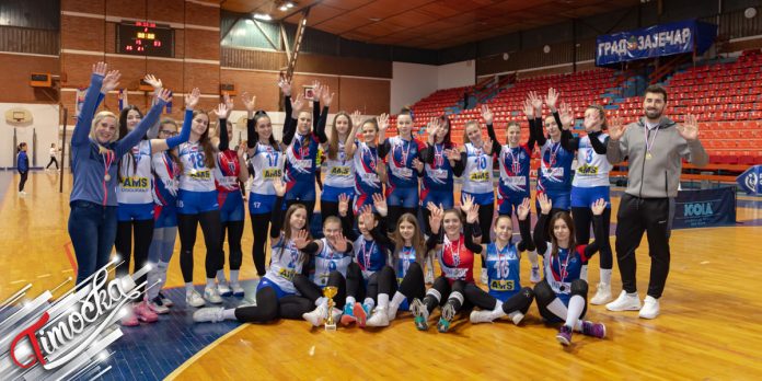 Одбојкашице клуба „Тимок” савладале вршњакиње из ОК „Зајечар” Одбојкашице клуба „Тимок” савладале вршњакиње из ОК „Зајечар”