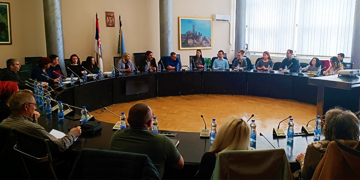 Predstavljene mere i javni pozivi koje su raspisali Nacionalna sluzba za zaposljavanje i Grad Bor