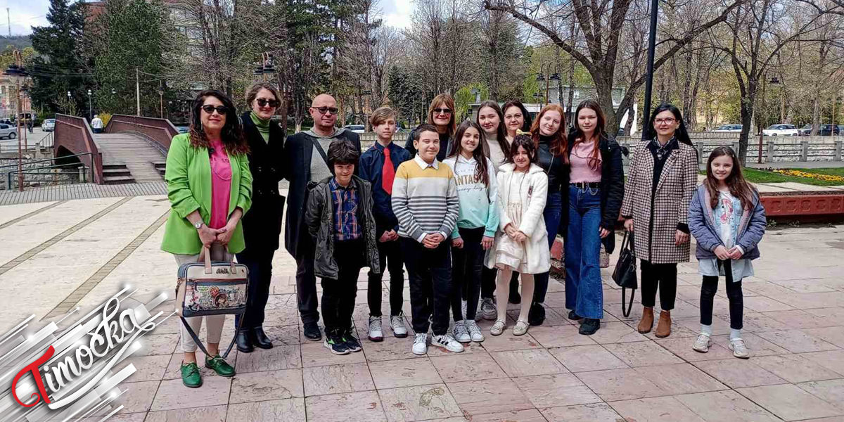 Зајечарски рецитатори победници окружног такмичења &bdquo;Песниче народа мог&rdquo; у све три категорије