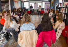 Представници Удружења „Друштво Рома” Зајечар у сарадњи са волонтерима и ТОЦ-ом одржали форум „Манипулацијом до дискриминације” Представници Удружења „Друштво Рома” Зајечар у сарадњи са волонтерима и ТОЦ-ом одржали форум „Манипулацијом до дискриминације”