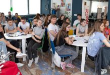 У Зајечару одржана панел дискусија „Промоција неформалног образовања” Удружење „Друштво Рома” Зајечар – Промоција неформалног образовања у ТОЦ-у