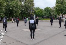 Удружење „Друштво Рома” у Зајечару реализовало акцију „Флеш моб” Удружење „Друштво Рома” у Зајечару реализовало акцију „Флеш моб”