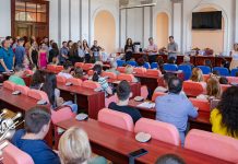 Најбољим ученицима у Зајечару уручена признања (ФОТО) Додела признања најбољим зајечарским основцима и средњошколцима