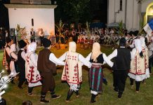 Одржана 39. Смотра народних обичаја „Вражогрначки точак” (ФОТО) Одржана 39. Смотра народних обичаја „Вражогрначки точак”