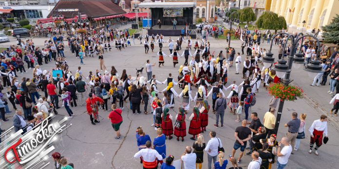 Одржан први Балкански фестивал фолклора „Балкан шири коло крај Тимока” у Зајечару