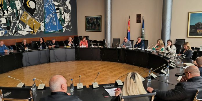 U Gradskoj upravi Bor odrzan sastanak sa predstavnicima udruzenja i organizacija osoba sa invaliditetom