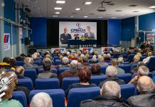 Чланица Председништва СНС-а проф. др Дарија Кисић разговарала са зајечарским пензионерима Чланица Председништва СНС-а проф. др Дарија Кисић разговарала са зајечарским пензионерима